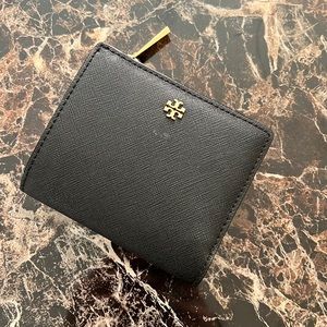 Tory Burch wallet